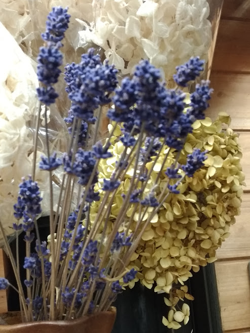プロが伝授 ドライフラワーの作り方 綺麗に色を残す方法 花かんざしflowershop