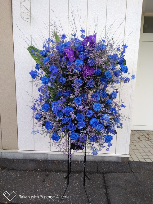スタンド花２段 ブルー￥20,000-